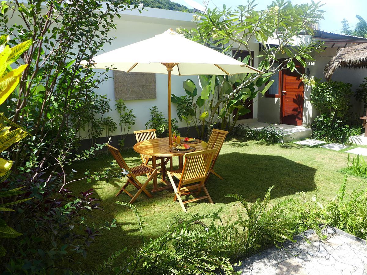 Simon'S Suite Mangsit ภายนอก รูปภาพ