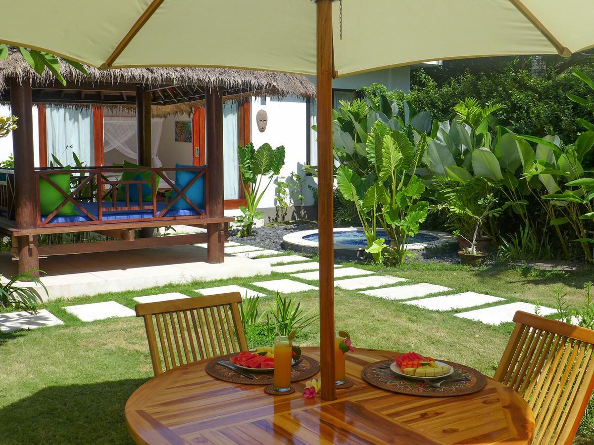 Simon'S Suite Mangsit ภายนอก รูปภาพ
